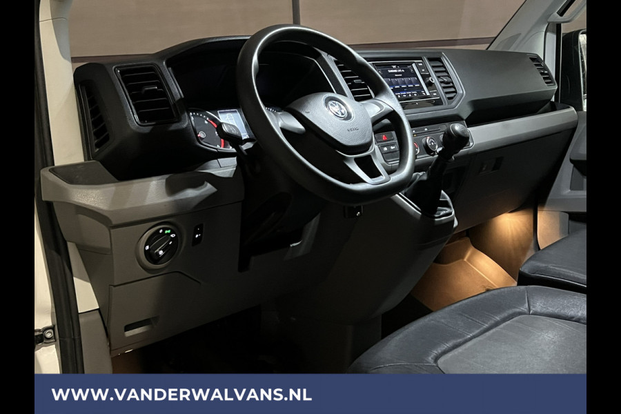 Volkswagen Crafter 2.0 TDI 141pk L4H3 L3H2 Euro6 Airco | Camera | Apple Carplay | Android Auto Parkeersensoren, Bijrijdersbank