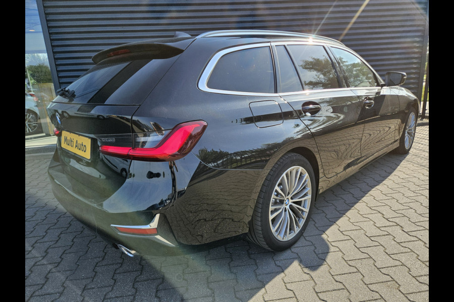 BMW 3 Serie Touring 330e Luxury Line Plug In Hybrid Dealer O.H PHEV | Panodak | Adaptive Cruise | Lederen Sportstoelen Memory | Head Up | Apple Carplay | LED |