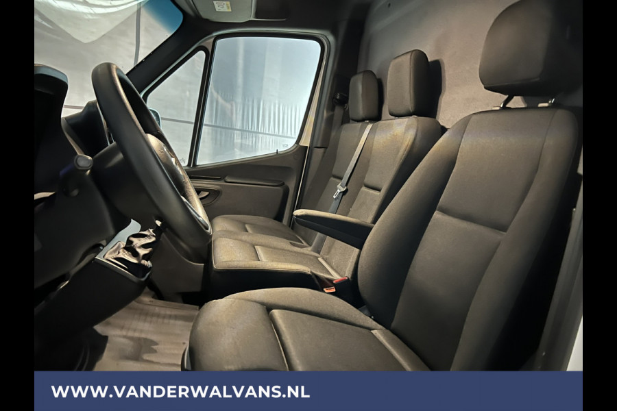 Mercedes-Benz Sprinter 314 CDI 143pk L2H1 Achterwiel aandrijving Euro6 Airco | Navigatie | Camera | Apple Carplay | Cruisecontrol Android Auto, Parkeersensoren, Stoelverwarming, Bijrijdersbank