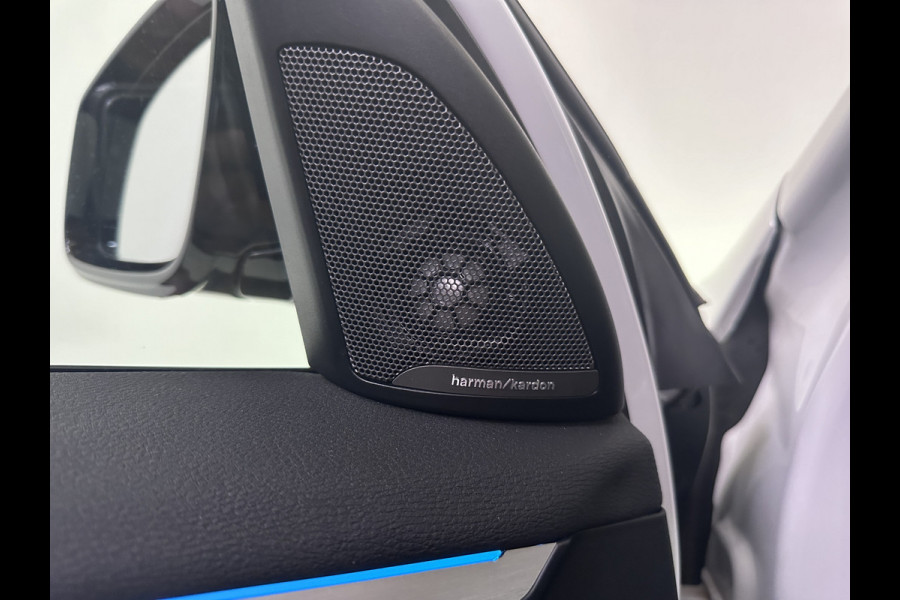 BMW X1 xDrive25e M Sport Plug in Hybrid PHEV | Panodak | Harman Kardon | Lederen Sportstoelen Memory | Trekhaak Afneembaar | Head Up | Camera |