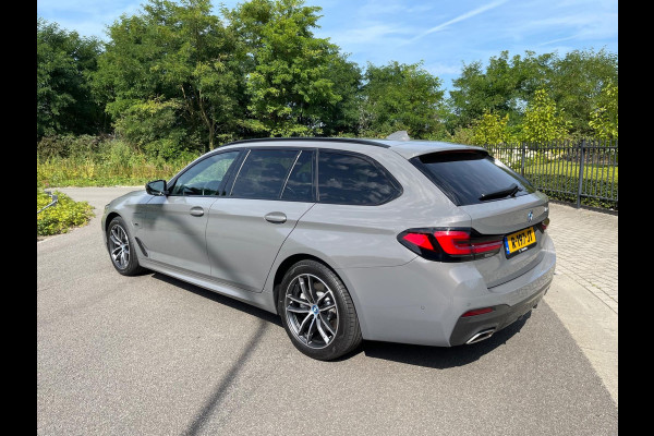 BMW 5 Serie Touring 530e Edition-Plus M Sport Panodak Laserled HUD Harman Kardon 360"Camera