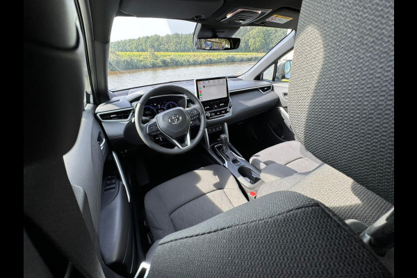 Toyota Corolla Cross Hybrid 140 Style - LED - winterpack - Carplay vol mooie opties OP VOORRAAD