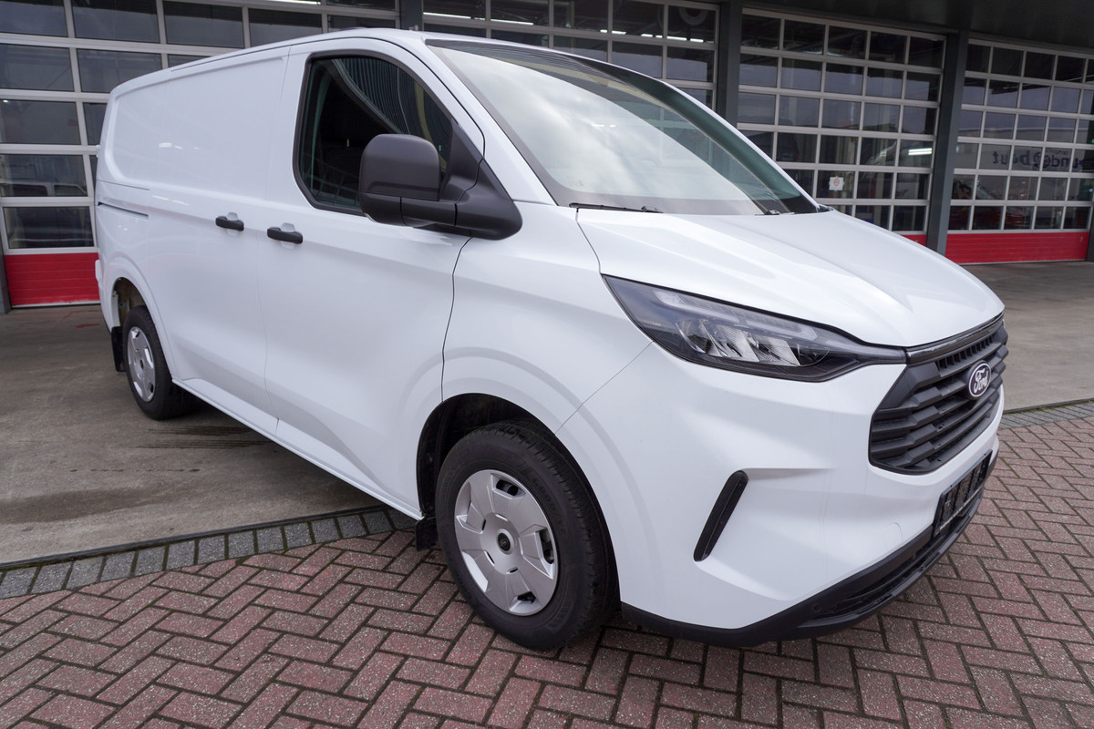 Ford Transit Custom 300S 2.0 TDCI 136PK L1H1 Trend NIEUW MODEL 2024 Nr. V004 | Airco | Cruise | Camera | Apple CP & Android Auto