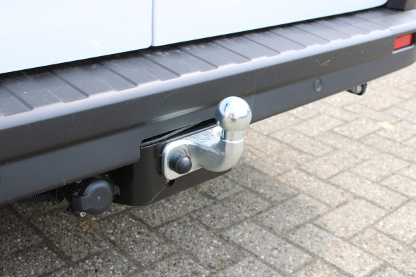 Renault Trafic 2.0 Blue dCi 150 T30 L2H1 Advance | Schuifdeur Links | Trekhaak | Airco | PDC | LED | Cruise | All Seasons |