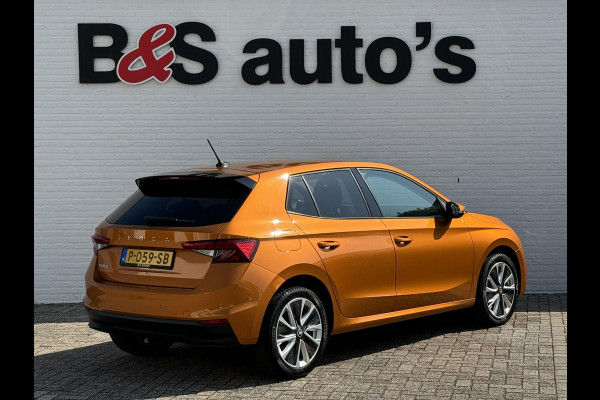 Škoda Fabia 1.0 TSI Ambition Carplay DAB Adaptive cruise Pdc voor en achter Lane assist