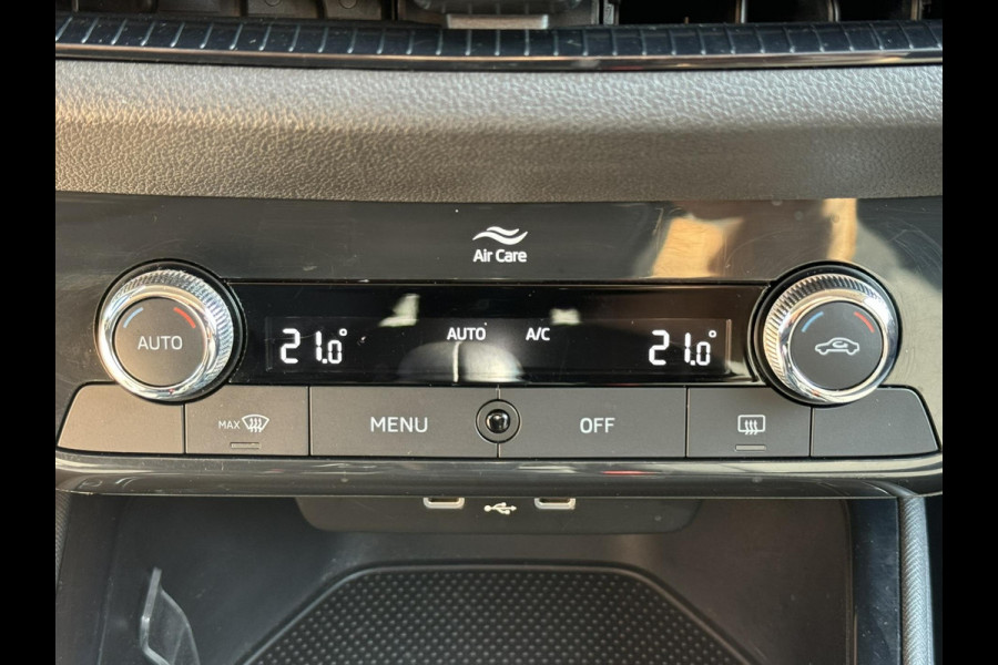 Škoda Fabia 1.0 TSI Ambition Carplay DAB Adaptive cruise Pdc voor en achter Lane assist