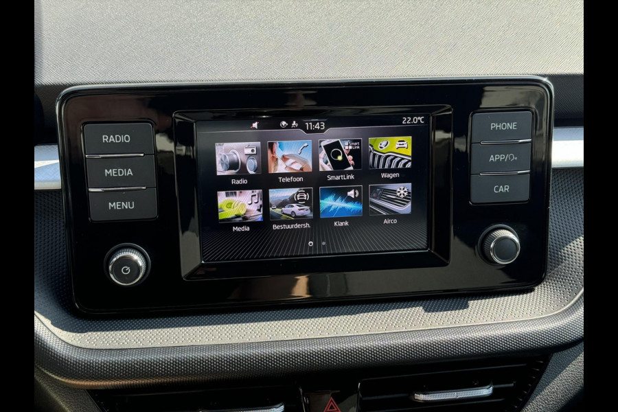 Škoda Fabia 1.0 TSI Ambition Carplay DAB Adaptive cruise Pdc voor en achter Lane assist