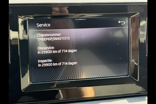 Škoda Fabia 1.0 TSI Ambition Carplay DAB Adaptive cruise Pdc voor en achter Lane assist