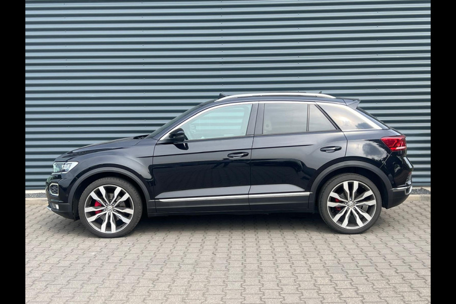 Volkswagen T-Roc 2.0 TSI 4Motion Sport | Panodak | Digitaal Dashboard | Adaptive Cruise | Beats Audio | Leder | Carplay | Stuur & Stoelverwarming |