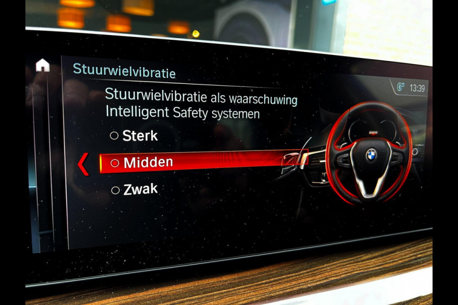 BMW 5 Serie 530e iPerformance High Executive Edition Carplay