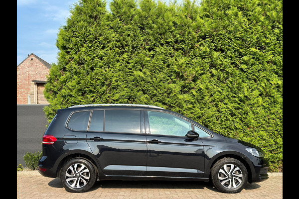 Volkswagen Touran 1.5 TSI Active 7persoons CarPlay 150pk