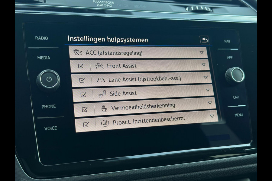 Volkswagen Touran 1.5 TSI Active 7persoons CarPlay 150pk