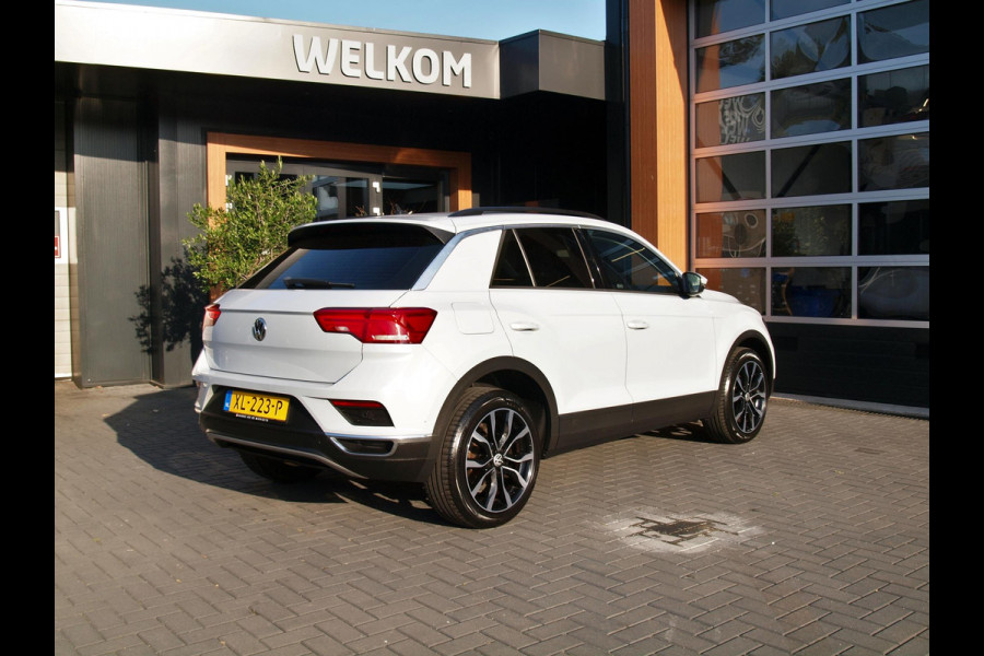 Volkswagen T-Roc 1.0 TSI Style | Apple Carplay | Camera | Cruise Control | Virtual Cockpit |