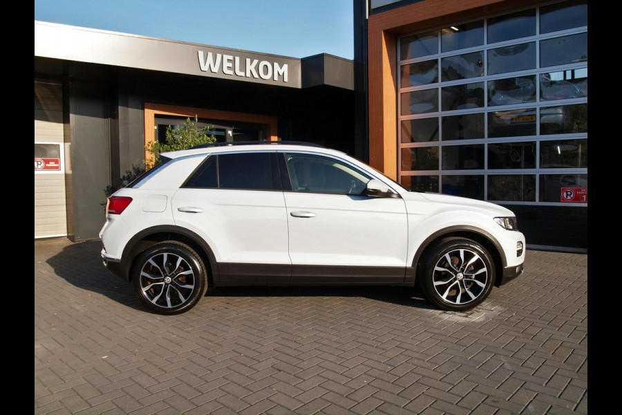 Volkswagen T-Roc 1.0 TSI Style | Apple Carplay | Camera | Cruise Control | Virtual Cockpit |