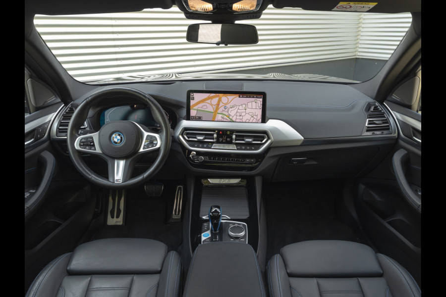 BMW iX3 Facelift - High Executive - Trekhaak - M-Sport