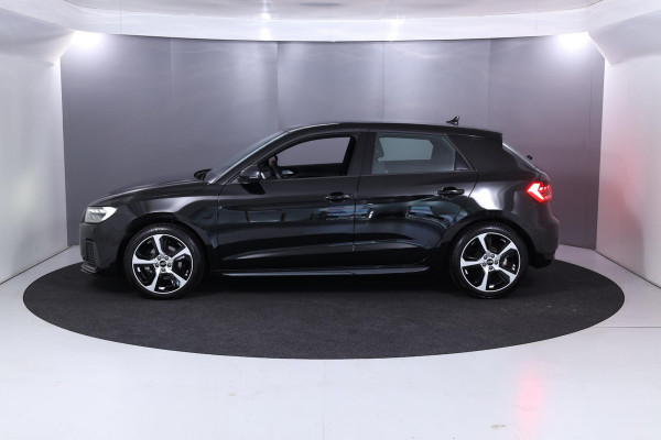 Audi A1 Sportback 30 TFSI Advanced edition 110 pk S-tronic | Private lease vanaf € 556,- pm | Verlengde garantie | Navigatie via App | Parkeersensoren achter | Cruise control | Autom. airco |