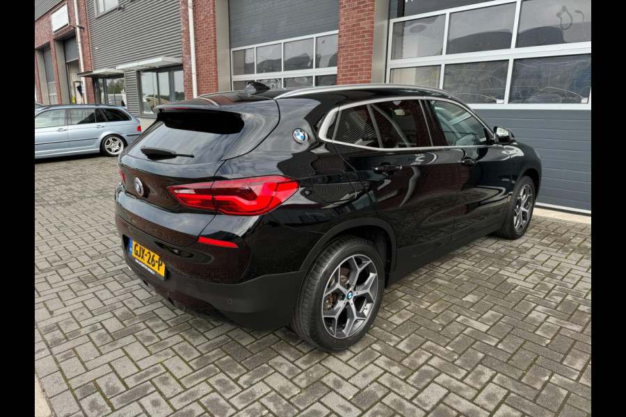 BMW X2 SDrive18i AUT High Executive LED Navi Camera Stoelvw