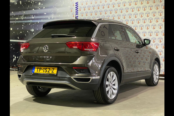 Volkswagen T-Roc 1.5 TSI Style Aut.| Navigatie | Camera | Apple carplay