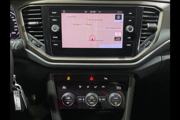 Volkswagen T-Roc 1.5 TSI Style Aut.| Navigatie | Camera | Apple carplay