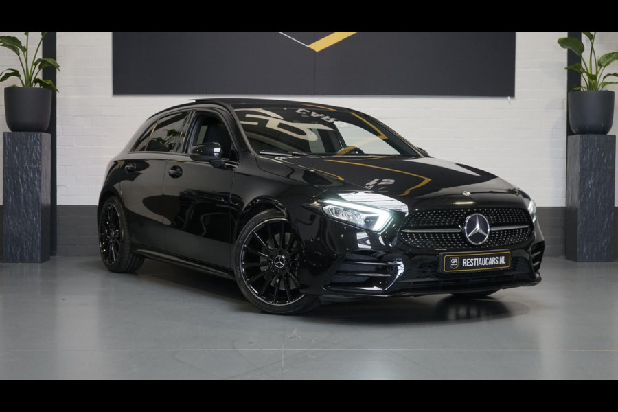 Mercedes-Benz A-Klasse A250 AMG Night AUTOMAAT-ACC-AMBIANCE-BURMESTER-CAMERA-KEYLESS-MBUX-MULTIBEAM-NAVIGATIE-PANORAMA