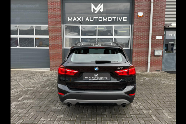 BMW X1 XDrive20i 192PK Sportline AUT LED Navi Stoelv Keyless