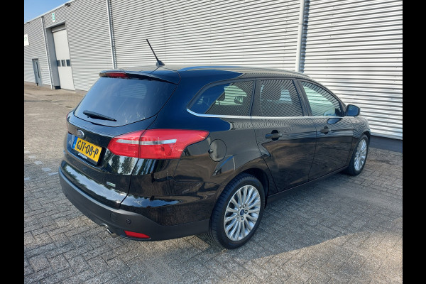 Ford FOCUS Wagon 1.5 Titanium, airco,cruisecontrol,navigatie/achteruitrijcamera,stoel/stuur verwarming,parkeersensoren,