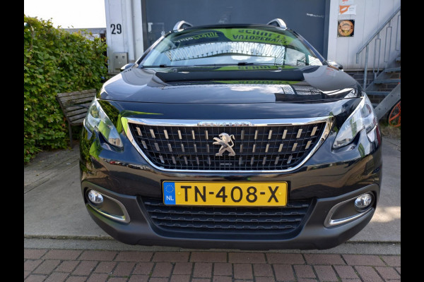 Peugeot 2008 1.2 PureTech Blue Lion Automaat panorama