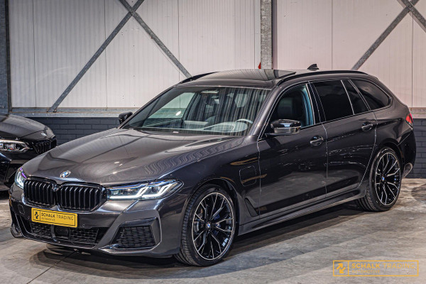 BMW 5 Serie Touring 530e|M-sport|Laser|Pano|20inch|Cam|TrekH