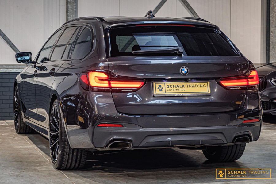 BMW 5 Serie Touring 530e|M-sport|Laser|Pano|20inch|Cam|TrekH