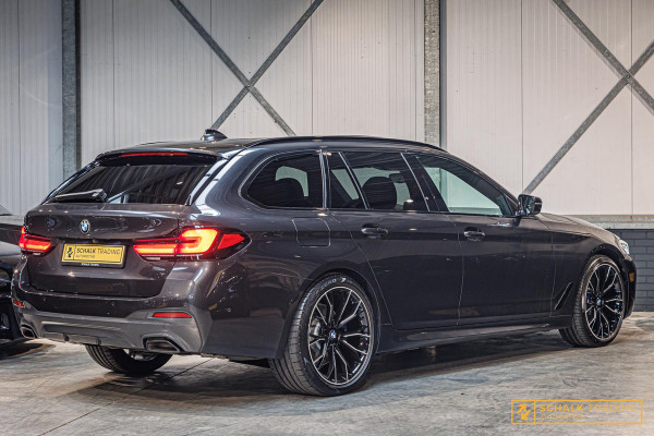 BMW 5 Serie Touring 530e|M-sport|Laser|Pano|20inch|Cam|TrekH