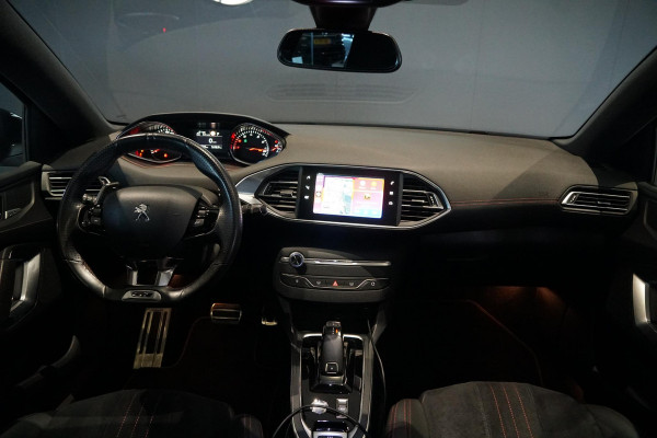 Peugeot 308 SW 1.6 e-THP GT 225 PK + APPLE CARPLAY / PANORAMA / CAMERA