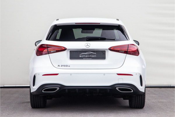 Mercedes-Benz A-Klasse 250 e AMG Line Facelift, Nightpack, Camera, Widescreen, Hybrid