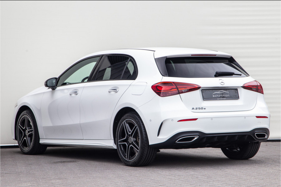 Mercedes-Benz A-Klasse 250 e AMG Line Facelift, Nightpack, Camera, Widescreen, Hybrid