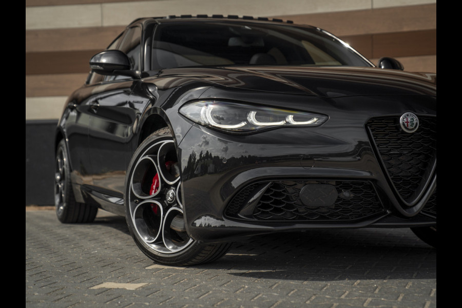 Alfa Romeo Giulia 2.0T 280pk GME AWD Competizione MY24 | Pano-dak | Harman/Kardon | Adapt. cruise | CarPlay | Full option!