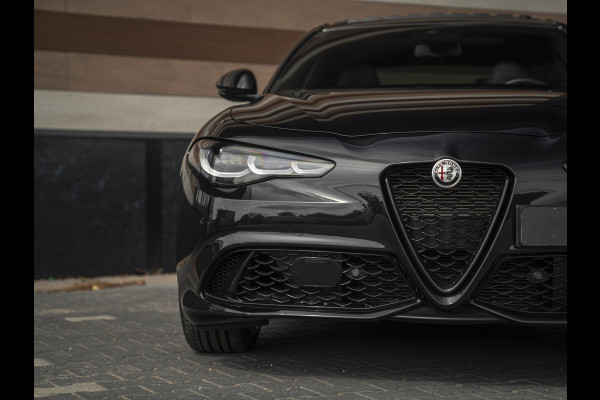 Alfa Romeo Giulia 2.0T 280pk GME AWD Competizione MY24 | Pano-dak | Harman/Kardon | Adapt. cruise | CarPlay | Full option!