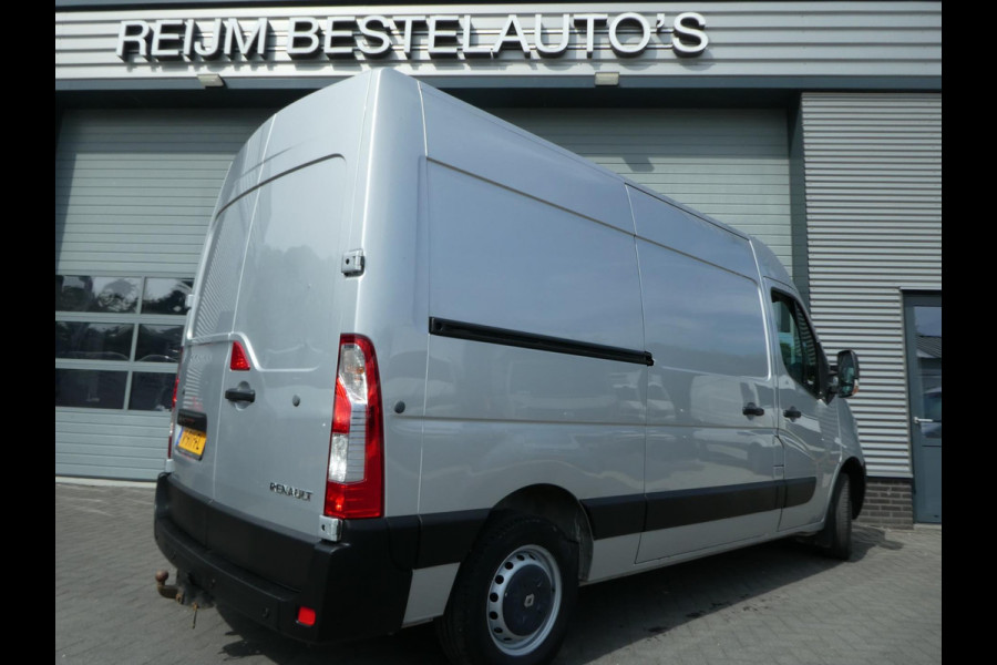 Renault Master T35 2.3 dCi L2H2 airco navigatie 3 zits