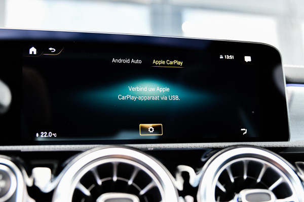 Mercedes-Benz CLA-Klasse 250 e AMG Plug-In Edition. Pano, Dodeh, Sfeer, CarPlay!