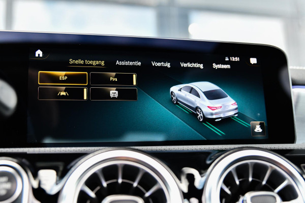 Mercedes-Benz CLA-Klasse 250 e AMG Plug-In Edition. Pano, Dodeh, Sfeer, CarPlay!