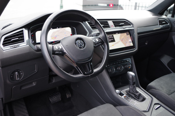 Volkswagen Tiguan Allspace 1.5 TSI 150 PK Automaat R-Line Highline Business 7p, Panoramadak, Elek. Trekhaak, Camera, Carplay