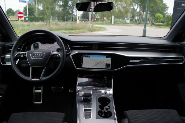 Audi A6 Avant Avant 55 TFSI e 367 PK Quattro Competition S-Line Plug-In Hybride, Panoramadak, Matrix-LED, Tour-Pakket, Carplay