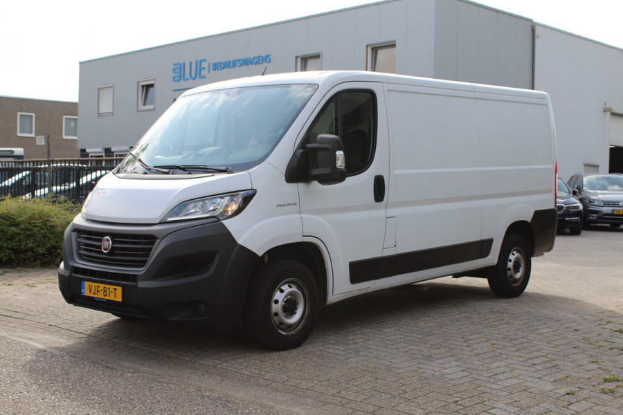 Fiat Ducato 30 2.3 MultiJet 120PK Euro6 L2H1 Luxury ✓ 3-zits ✓ trekhaak 2500KG ✓ airco ✓ navigatie ✓ camera