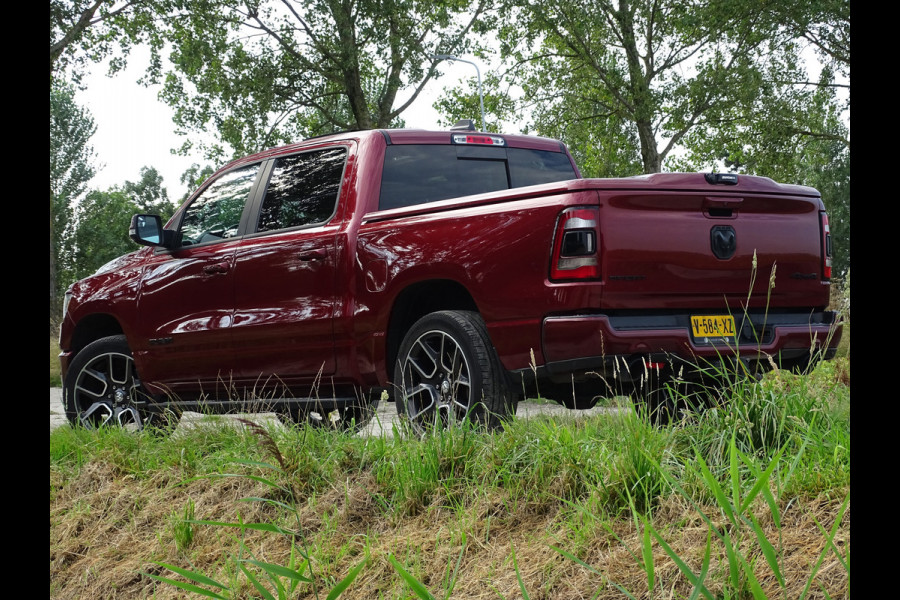 Dodge Ram 1500 Sport | V8 Edition | Delmonico Red