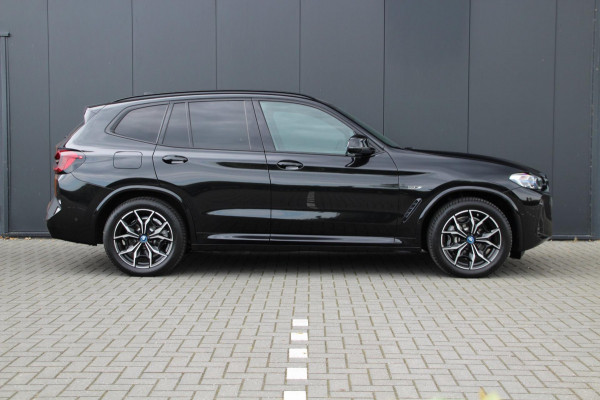 BMW X3 XDrive30e | M-Pakket | Pano | Shadow | Head up