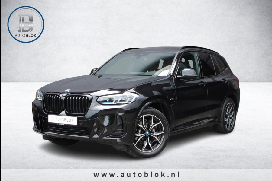 BMW X3 XDrive30e | M-Pakket | Pano | Shadow | Head up