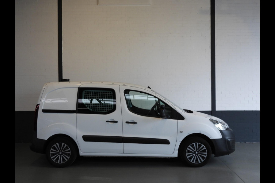 Peugeot Partner 120 1.6 HDi 100 L1 Première MARGE/NAVI/AIRCO/PDC!