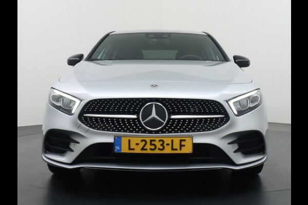 Mercedes-Benz A-Klasse 250e 218pk Hybrid AMG Navi Camera DAB PDC Ecc PHEV Cruise Control Regen-Licht sensor Privacy Glas Advantage Night-pakket Zitcomf Business Solution Limited 1600kg trekvermogen!