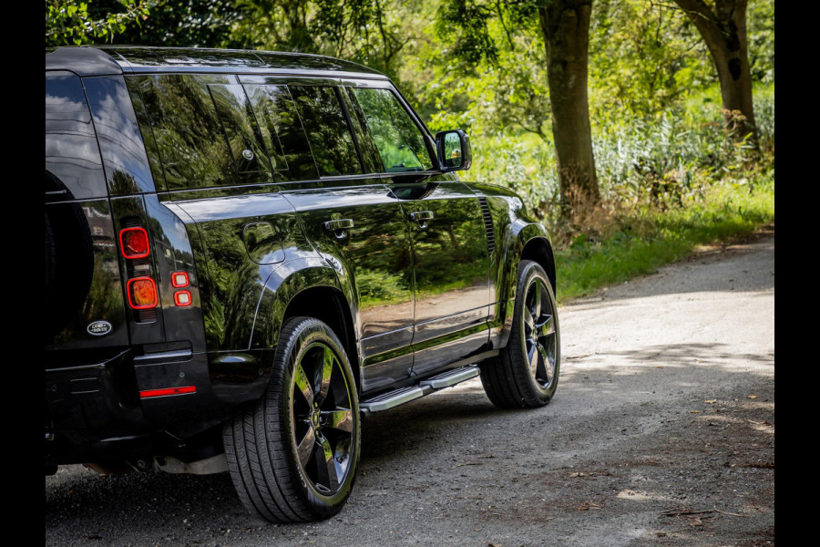 Land Rover Defender 3.0 P400 110 MHEV HSE Panoramadak|Adaptive Cruise|Trekhaak