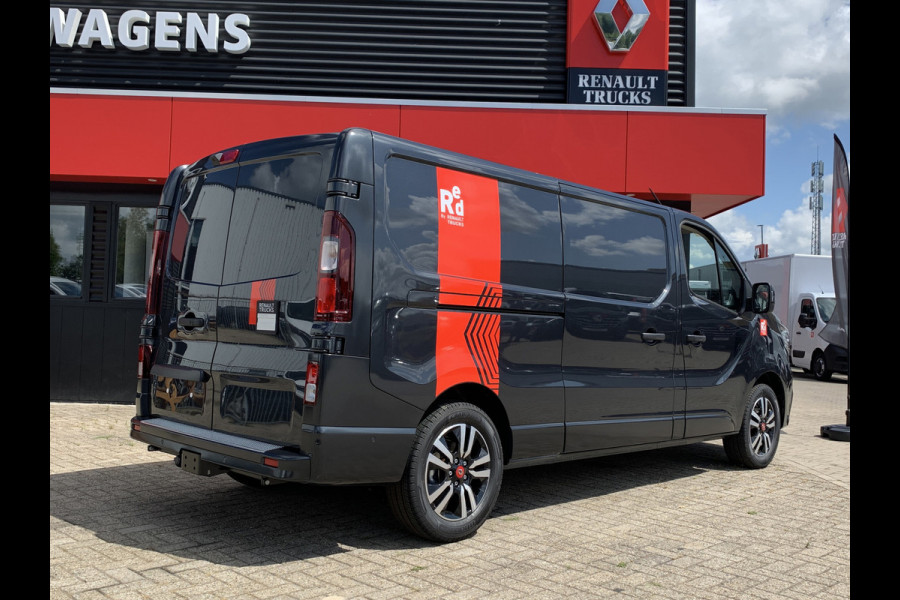 Renault Trafic Exclusive T30 2.0 dCi 150 PK L2H1 17inch velgen, Compleet laadruimte betimmering, Trekhaak, Apple Carplay