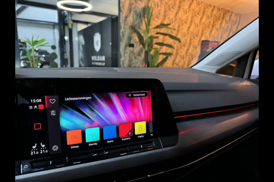 Volkswagen GOLF Variant 1.5 eTSI Style Garantie ACC Camera Carplay Navi PDC Clima LED Rijklaar