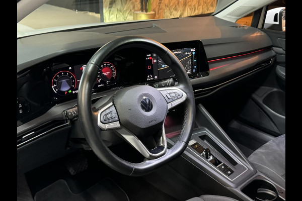 Volkswagen GOLF Variant 1.5 eTSI Style Garantie ACC Camera Carplay Navi PDC Clima LED Rijklaar